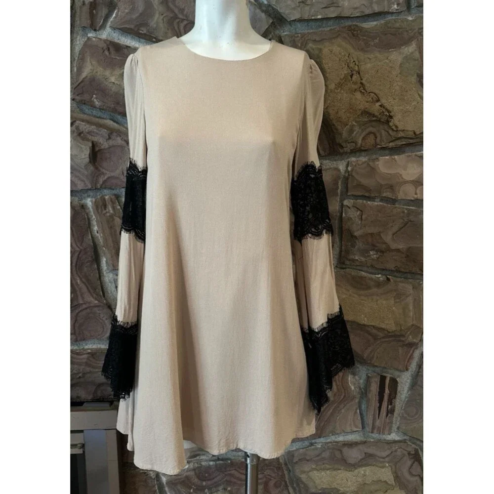 Blouson Mini‎ DressDress beige bell Sleeve Sz Small silk lace mini dress